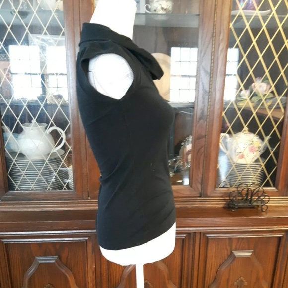 size Xs Jacob Short Sleeve cowl neck Jacob blouse - Picture 6 of 9